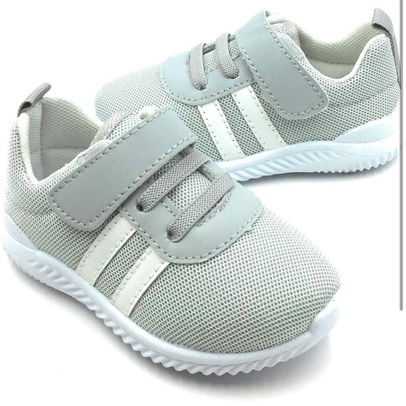 Old Navy Sage Green Sneakers - Picture 3 of 5